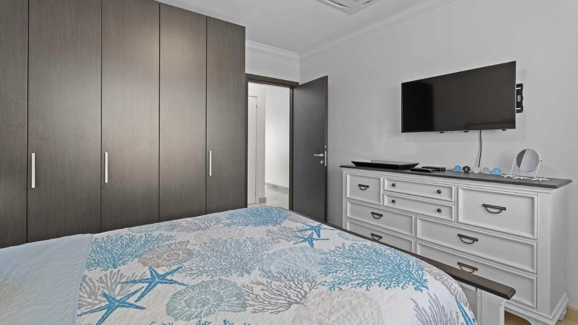 Pc412 - Pool View - 1Br Perfect For A Couple Or Family - Close To Palm Beach - 1Br 0*,