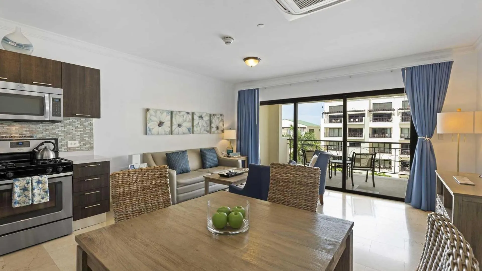 Pc412 - Pool View - 1Br Perfect For A Couple Or Family - Close To Palm Beach - 1Br