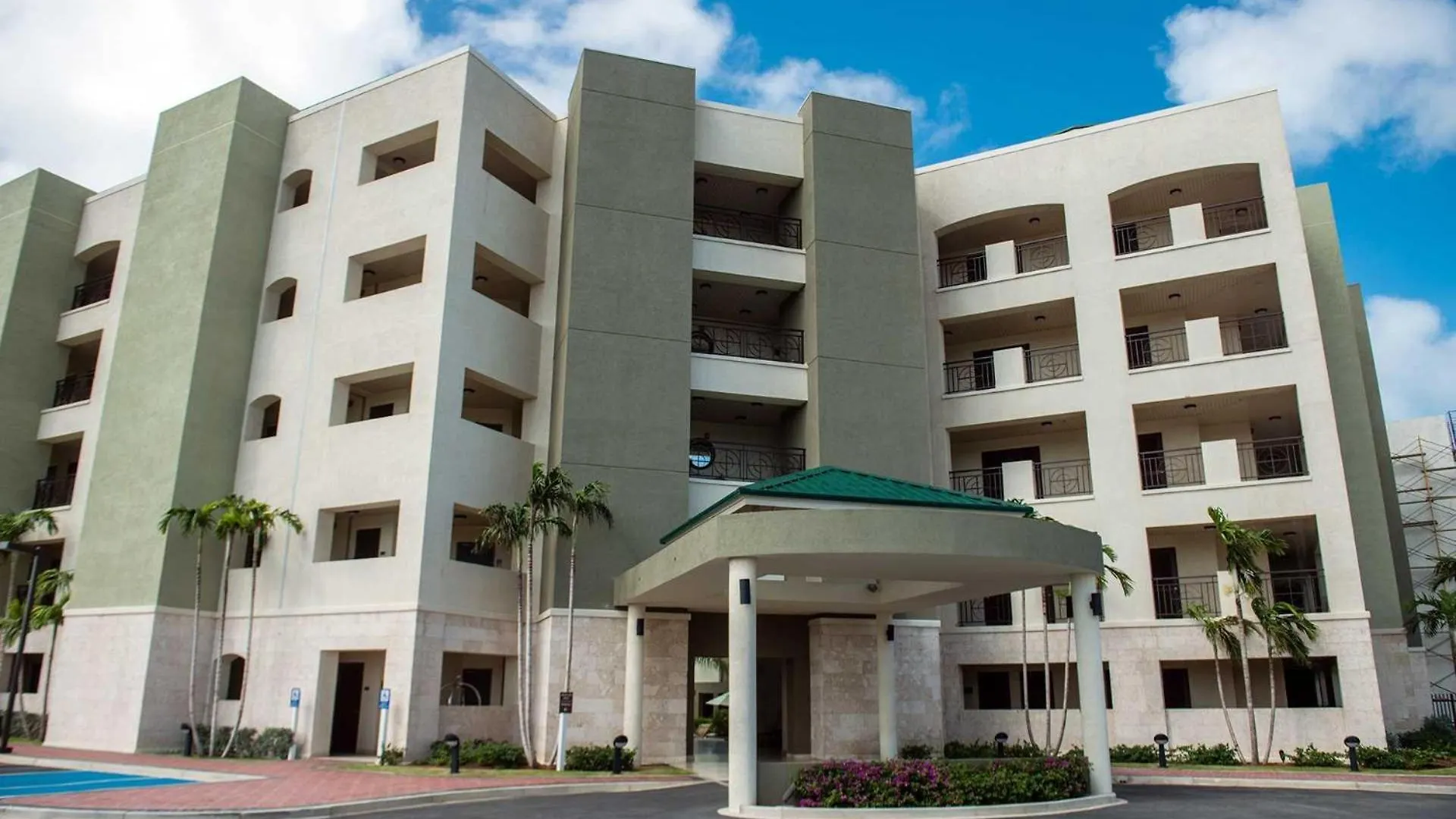 Pc412 - Pool View - 1Br Perfect For A Couple Or Family - Close To Palm Beach - 1Br Tatil Evi