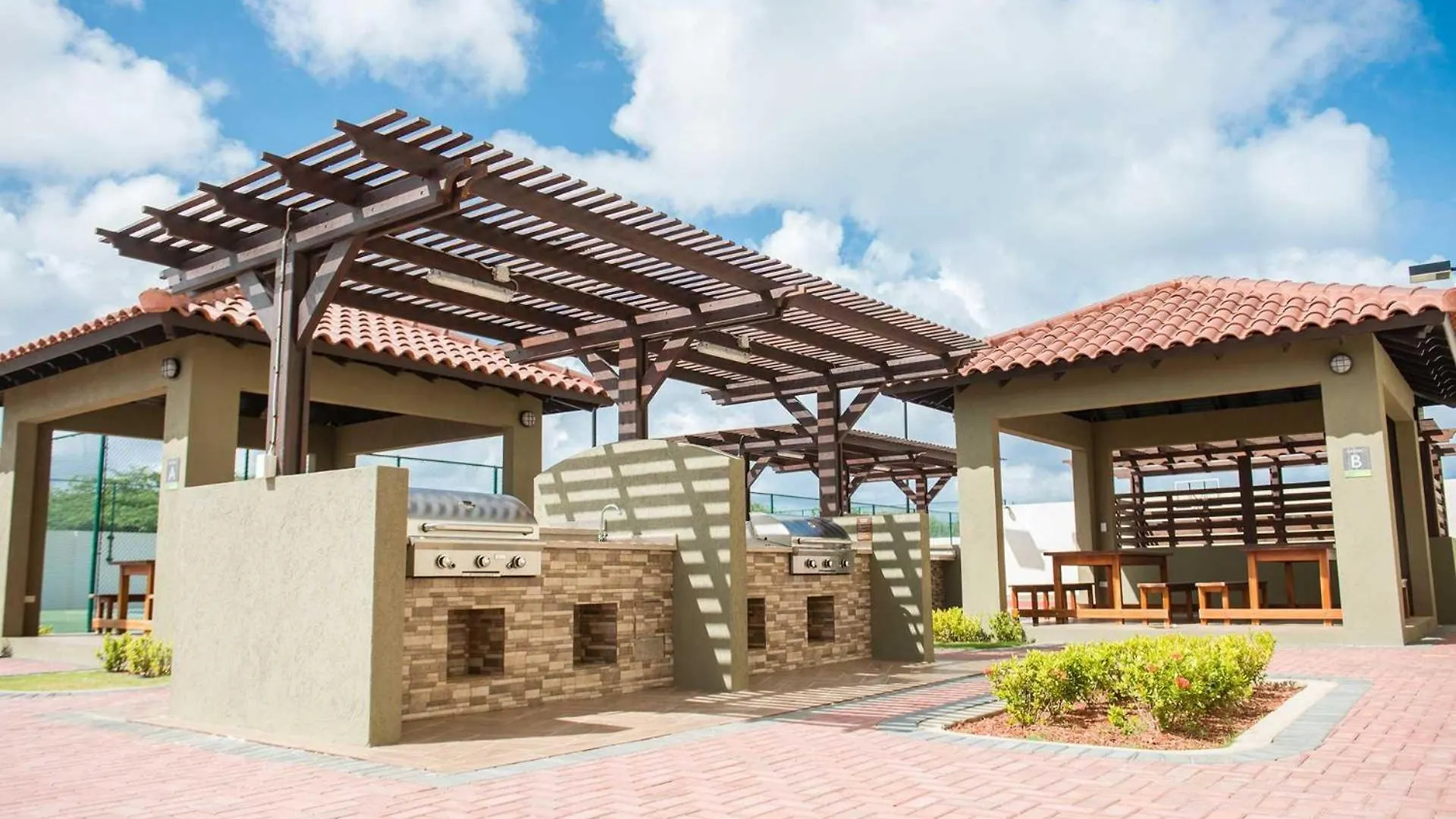 Pc412 - Pool View - 1Br Perfect For A Couple Or Family - Close To Palm Beach - 1Br 0*,  Aruba