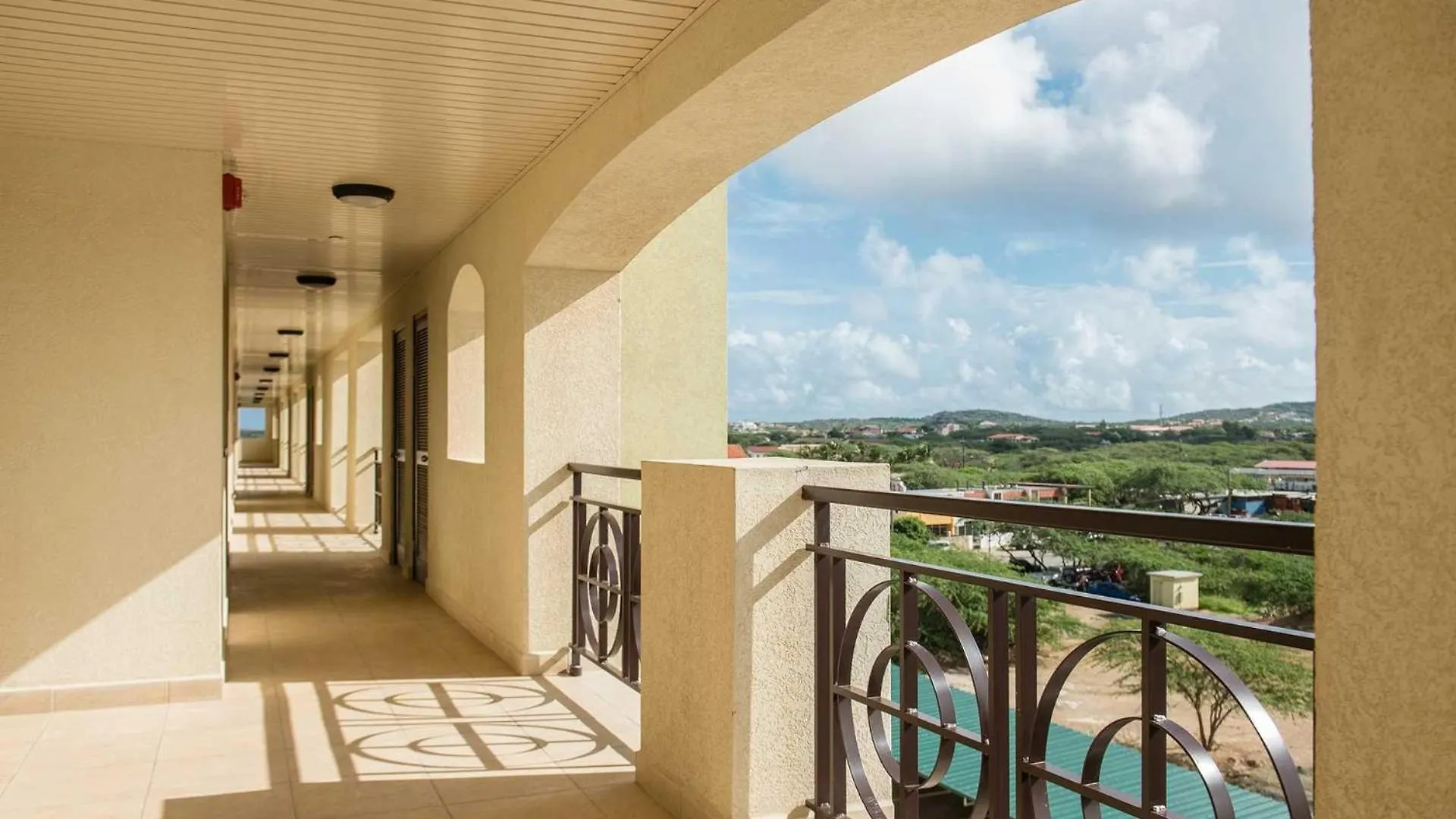 Pc412 - Pool View - 1Br Perfect For A Couple Or Family - Close To Palm Beach - 1Br Tatil Evi